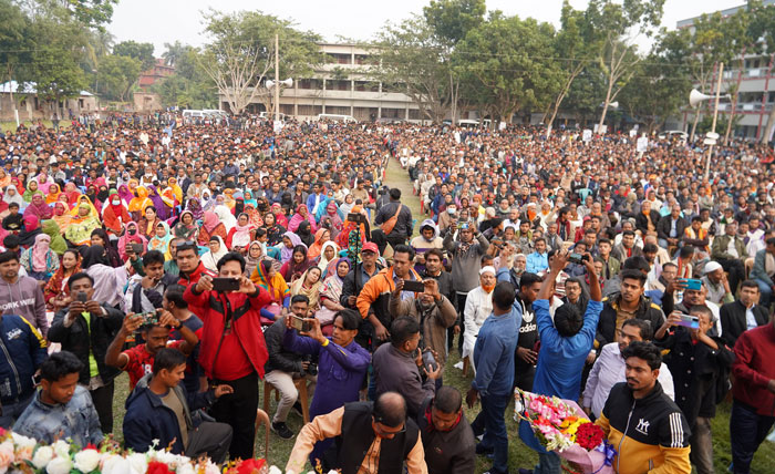 মোহনপুরে নির্বাচনী সভায় খায়রুজ্জামান লিটন