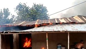 নন্দীগ্রামে আগুনে পুড়ে ছাই কৃষকের বাড়ি