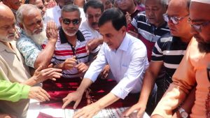 নওগাঁয় ৭ কিলোমিটার খাল পুন:খনন কাজের উদ্বোধন