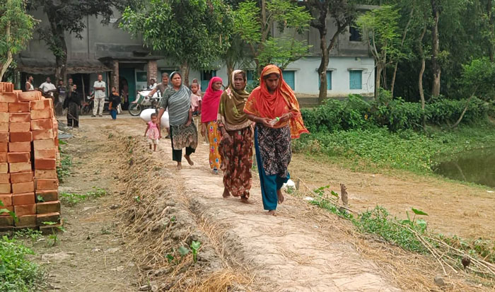 একটি রাস্তা, দুই পক্ষ, ৬ জনের জেল